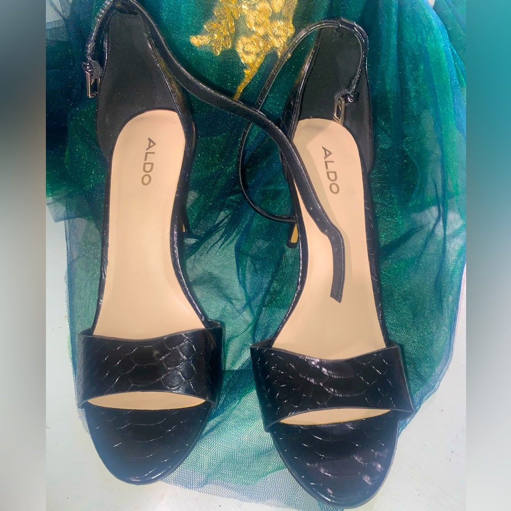 ALDO lbenana snake skin stilettos